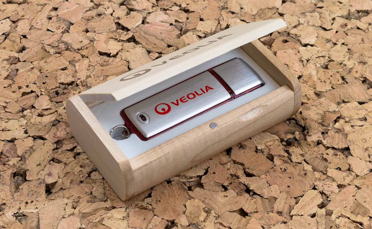 Classic - Personalized USB Drives gallery thumbnail