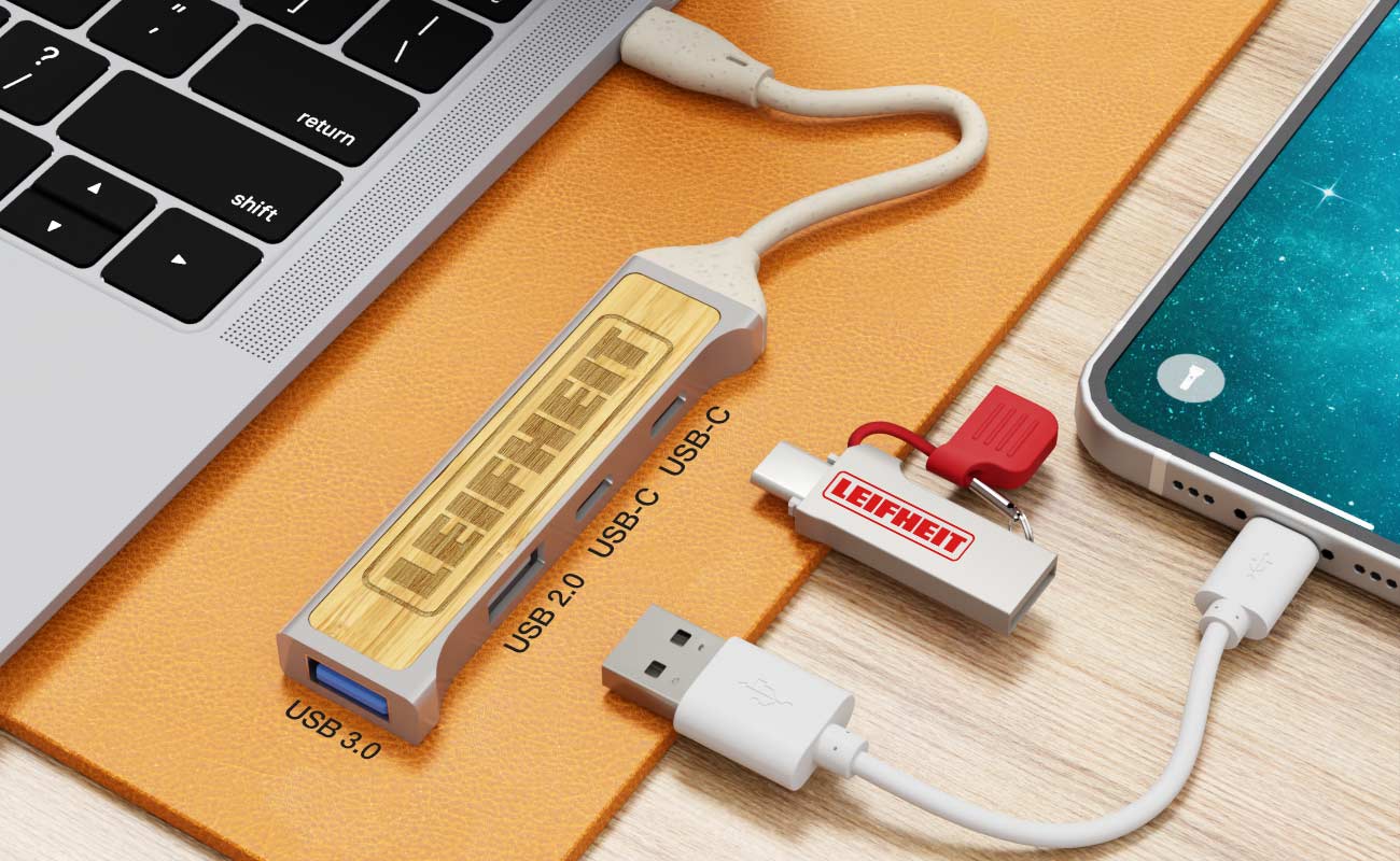 Custom USB Hub 4, Expand Bamboo
