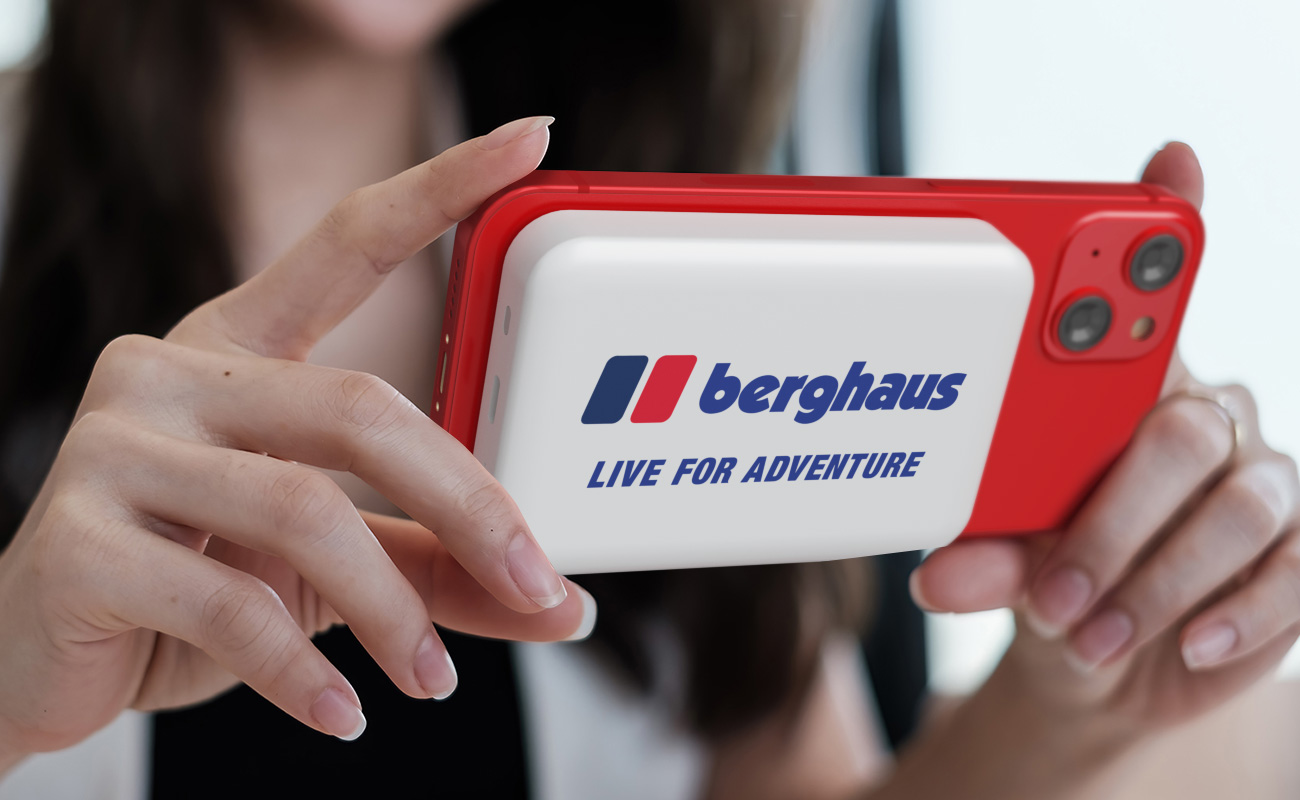 Force - Customized Promotional Magnetic Wireless Power Banks gallery thumbnail