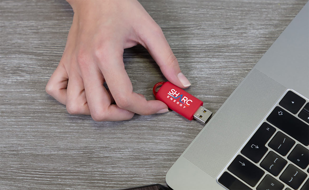 Kinetic - Personalized Flash Drives gallery thumbnail